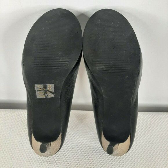MICHAEL KORS York Platform Black Silver Heel Peep Toe Pump Size 8 Shoes - Picture 9 of 9